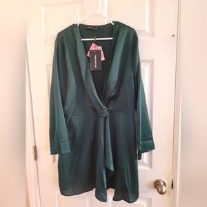 Plus Emerald Green Long Sleeve Wrap Dress NWT